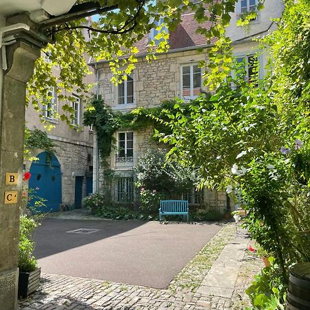 Besancon: Charmant Duplex Au Pied De La Citadelle Buitenkant foto